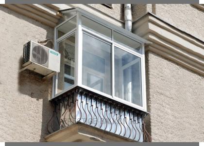 Холодное остекление балкона алюминиевыми окнами с металлической крышей Люберцах