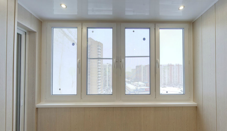 Тёплое остекление балкона профилем КВЕ и отделкой панелями ПВХ в Люберцах