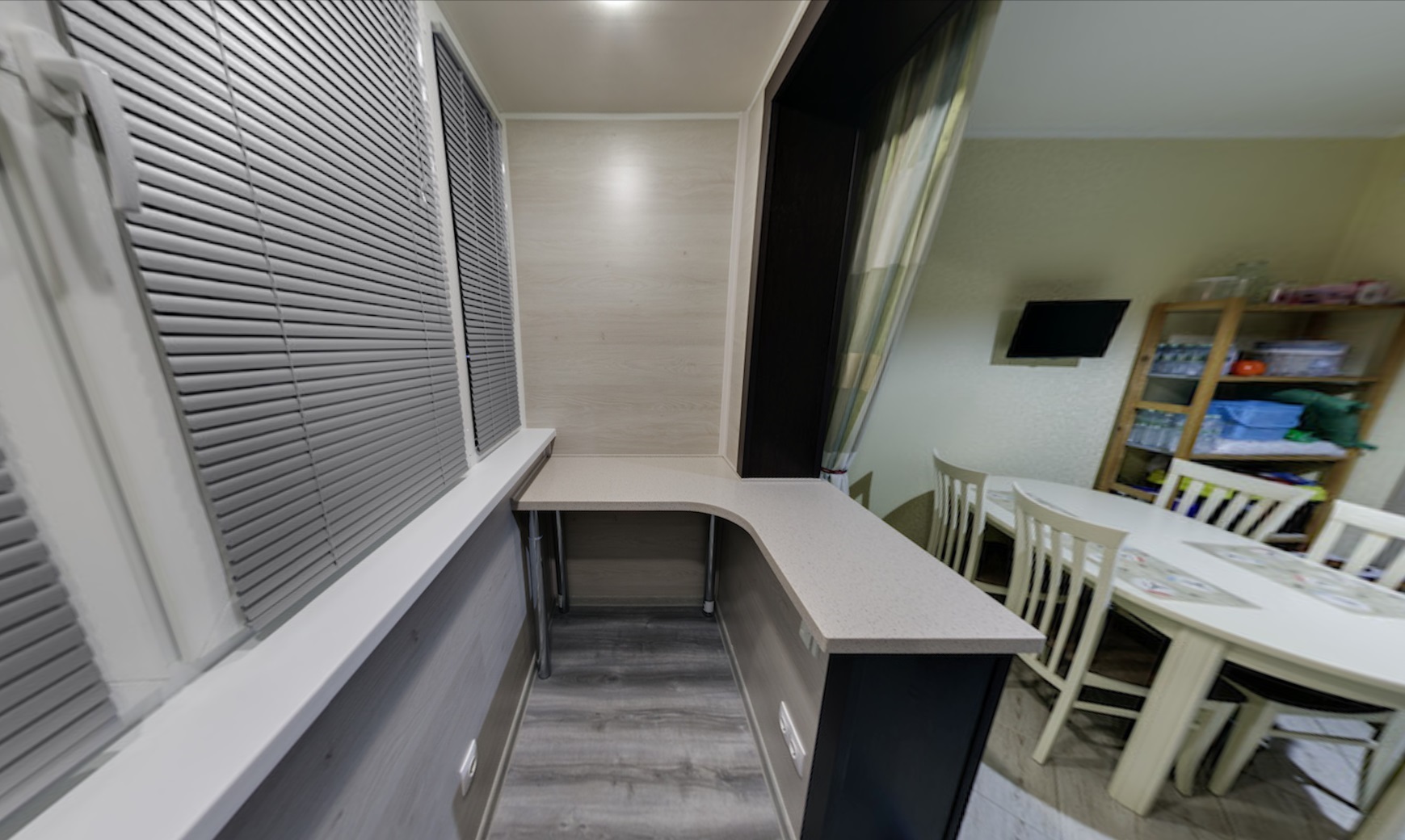 Тёплое остекление балкона профилем Rehau Grazio с утеплением и объединением с комнатой в Люберцах